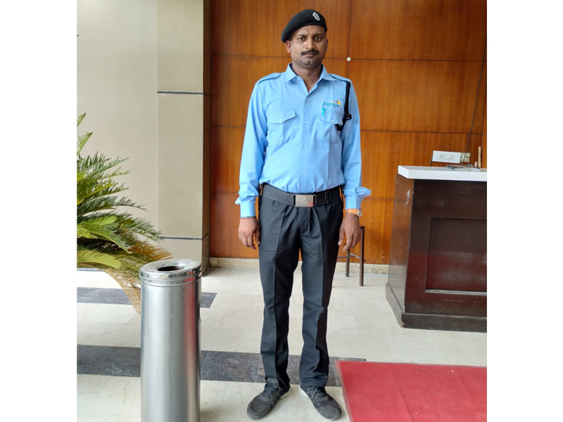 Security Unifrom 01