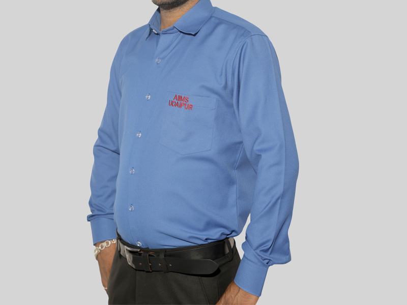 Staff uniform 04